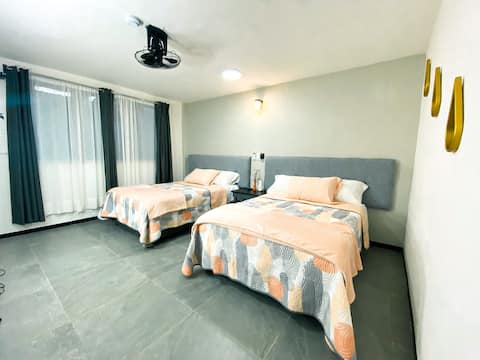 Top Airbnb: Remodeled and relaxed room in Supermanzana 1