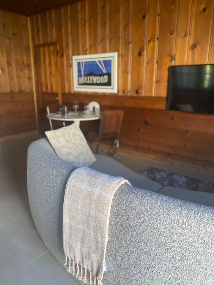 Private Guesthouse In Riverside - Riverside