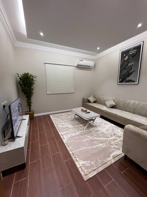 Quiet Apartment Bedroom Lounge
