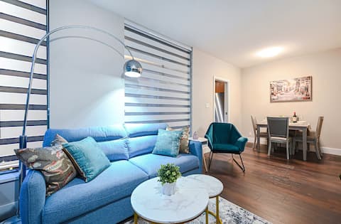Successful Airbnb property: 1BR Cozy Downtown Condo |AC+free Parking in West End