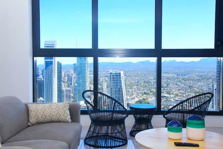 Ocean View 3bed Apt In Surfers Free Parking Spot - Gold Coast