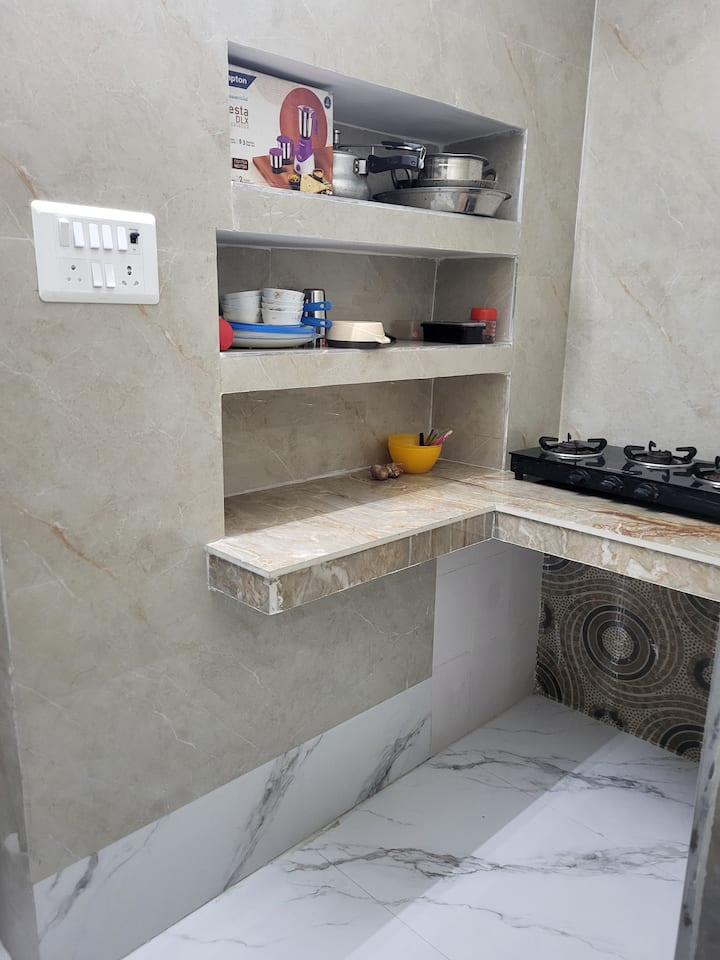 Furnished House In Kalkaji (Opp. Nehru Apt) - New Delhi