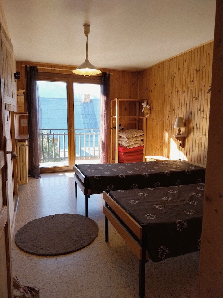 غرفة النوم 2