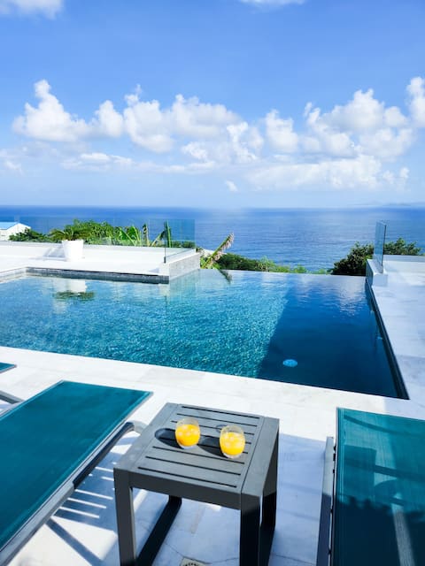 Ocean view villa at Dawn beach