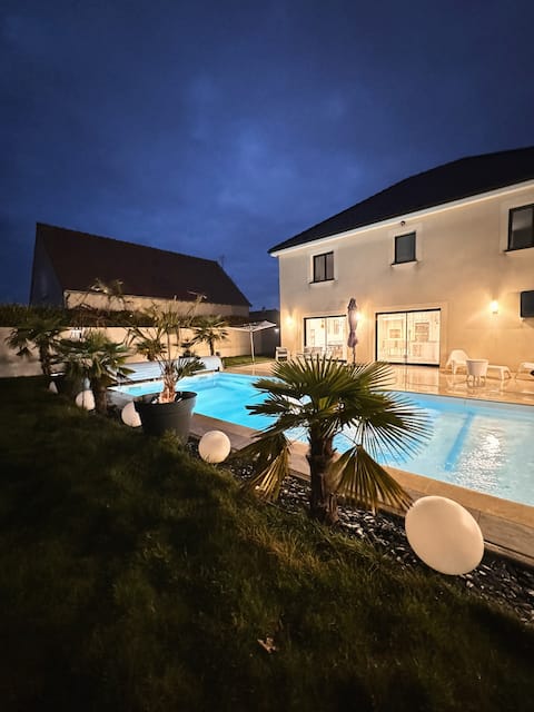 Beautiful family home - Pool/Jacuzzi