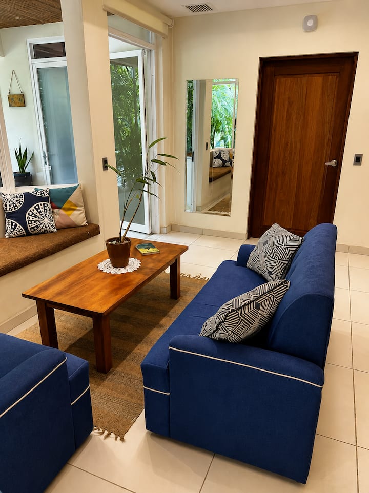Stylish Home • Tropical Pool • Walk To Beach - Costa Rica