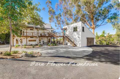 Barn-flower Farm House w/ views