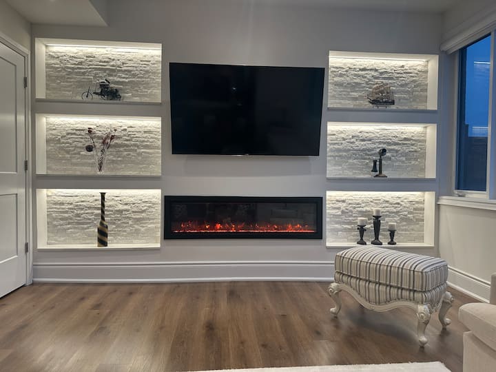 Apt On Ravine, Pond, Central, Airport, Shopping - Brampton