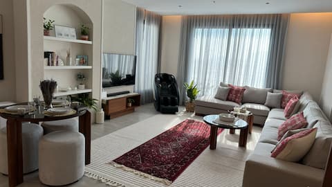 Beachfront Apartment, 2 Bedrooms (1)