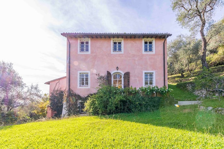 La Casa Dei Limoni, Camaiore, Pet Friendly, Wifi - - Camaiore