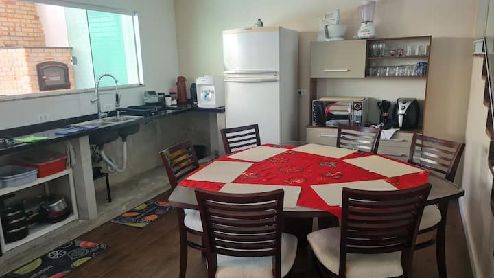 Casa 50m Da Praia Com Piscina - Matinhos