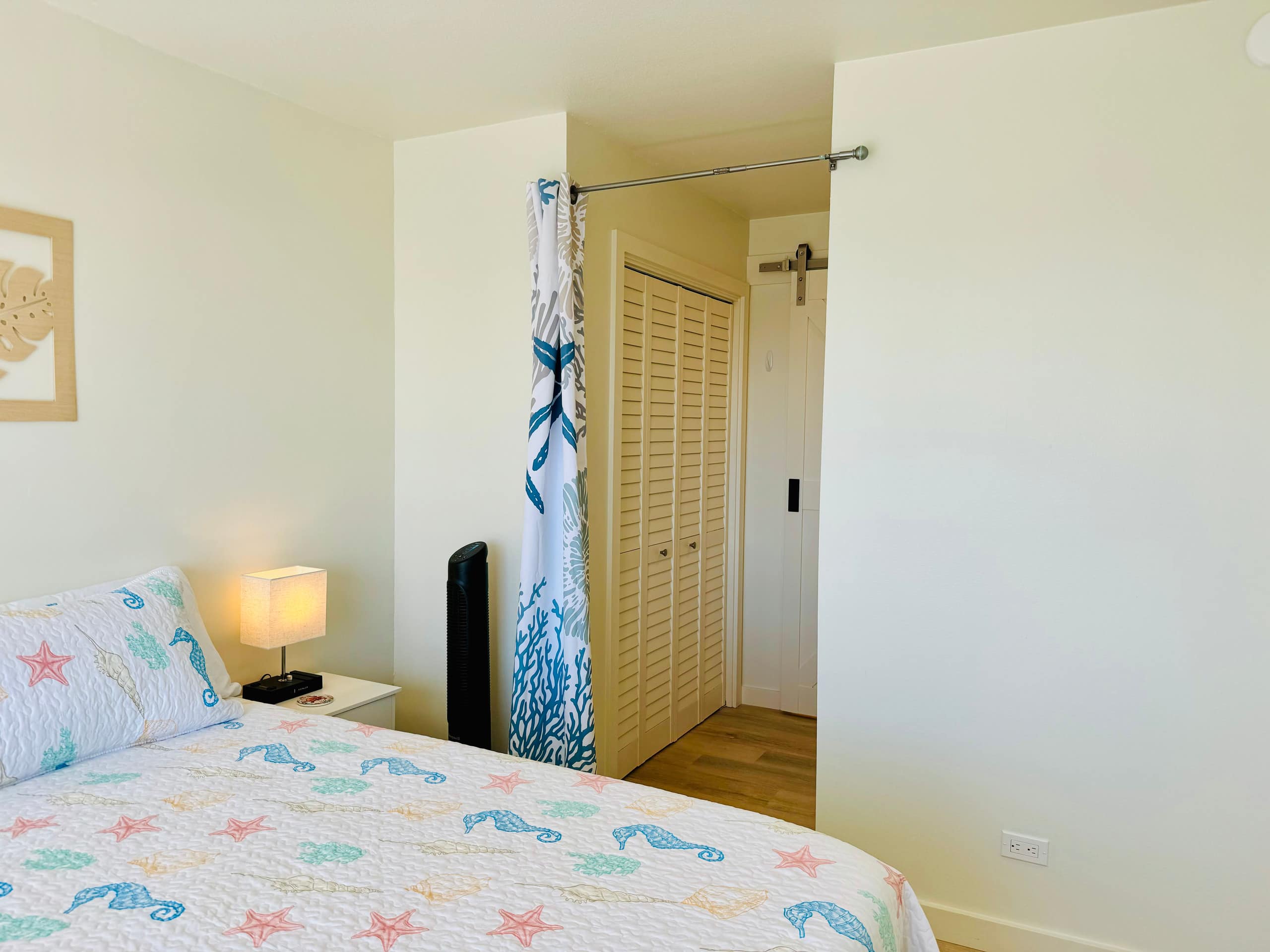Condo in Kailua-Kona · ★4.96 · 1 bedroom · 1 bed · 1 bath - Image 19
