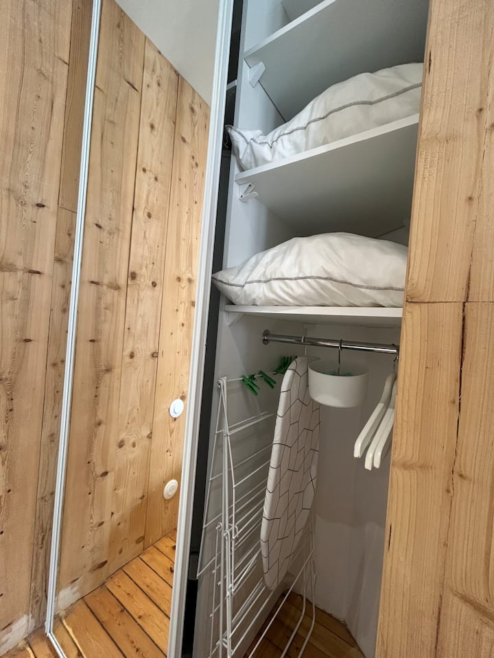Shërbime për shtrojat; Jastëkë dhe batanije shtesë