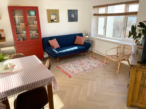 Top performing Airbnb: Contemporary & Cosy Guest House in Guiseley & Yeadon