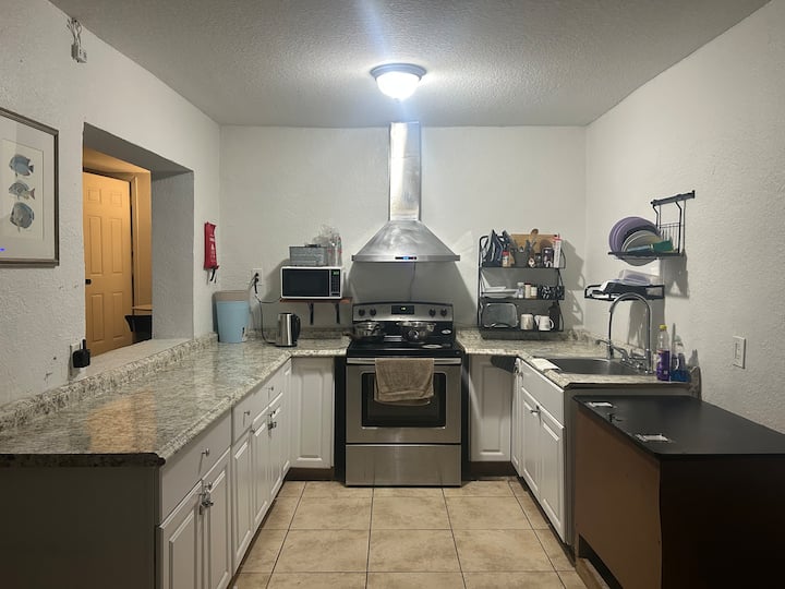 E. Small Cozy Room Without Window - Miami, FL
