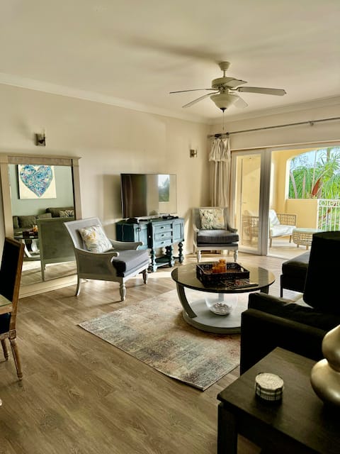2Bed Condo, AC, Pool
Rooftop patio, 5 Min to Beach