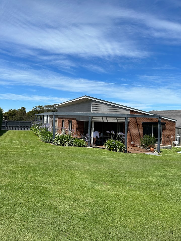 Lake Tyers Beach Holiday Rentals & Homes Victoria, Australia Airbnb