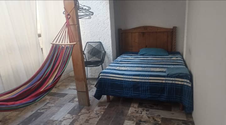 საძინებელი 1