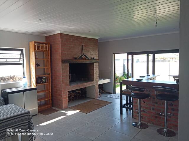 Family holiday home to rent. gallery image 3