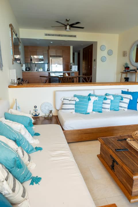 Popular Airbnb listing: Apartment with Pool and Ocean View in Punta Sur in Isla Mujeres