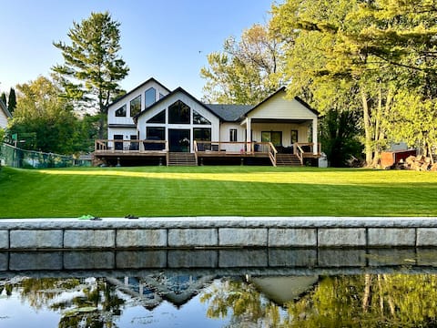 Shadow Creek Cottage-Waterfront, Boat Docking