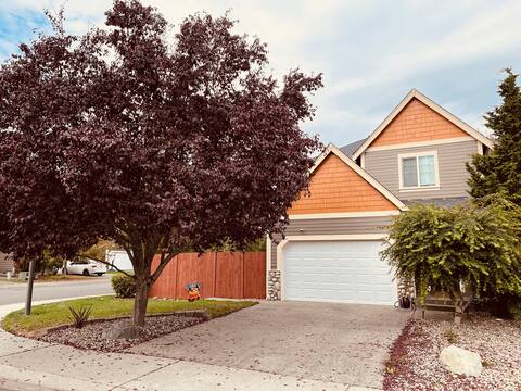 Fully Renovated Home in Puyallup