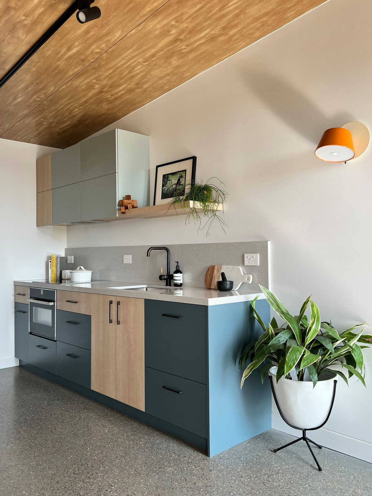 Top Airbnb: Giraffe Studio Freshwater Beach in Freshwater