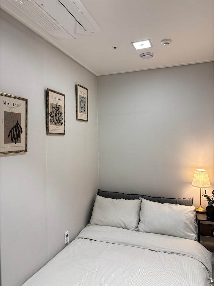 غرفة النوم 2