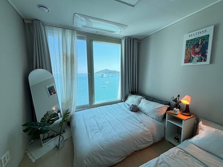 غرفة النوم 1