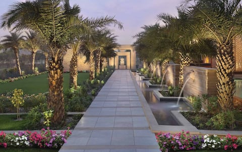 3 BHK Apartment (Accommodate upto 9 guests)