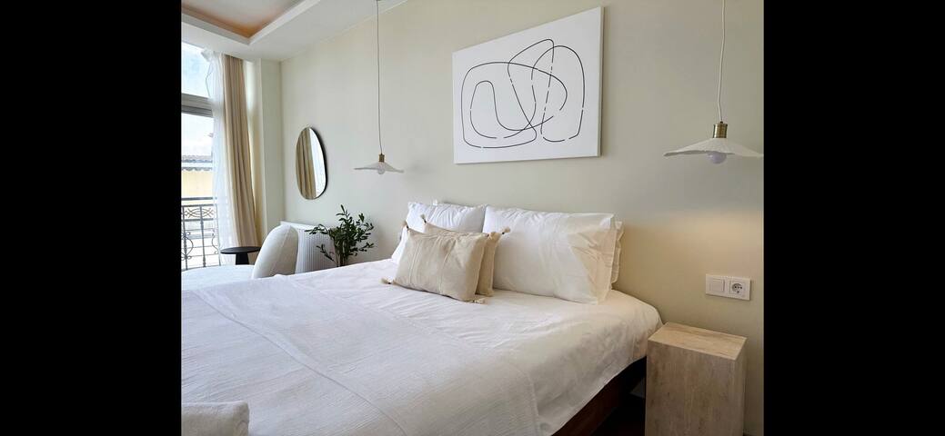 Cihangir Flat w/ Bosphorus View gallery image 5