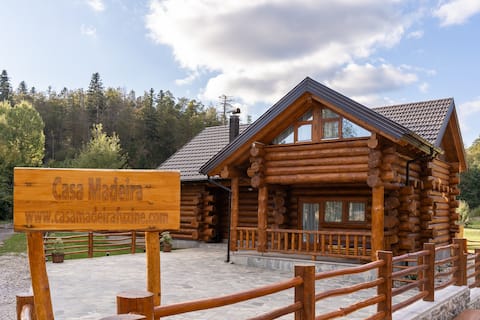 Loghouse Madeira, Fužine