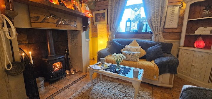 Alpaca Farmhouse In Almondbury - ハダーズフィールド