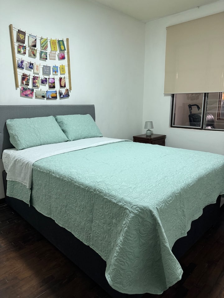 Ampia camera matrimoniale