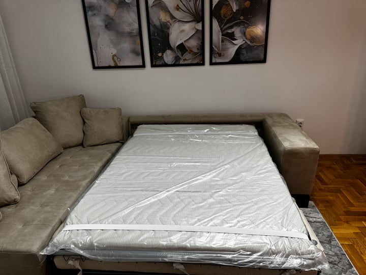 Modern Apartment· 5 Min From Airport ·Free Parking - Sarajevo