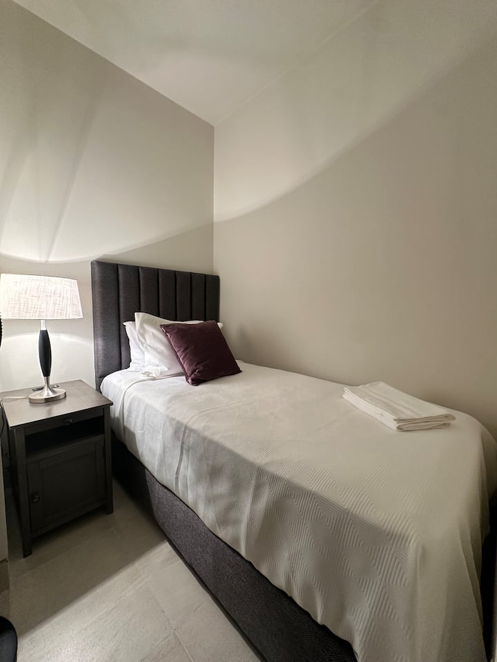 საძინებელი 4