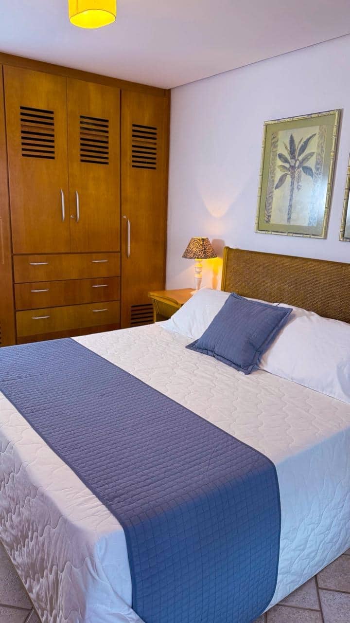 ПРОСТРАН АПАРТМАН СО LED ТЕЛЕВИЗОР, КЛИМА УРЕД, ГАРДЕРОБЕР И ПРИВАТНА БАЊА