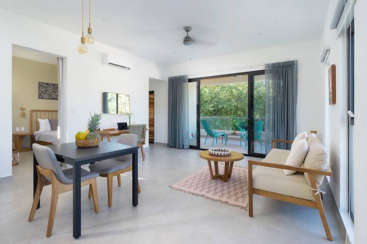 Bo Jungle III | Tamarindo Beach | Surf & Pool