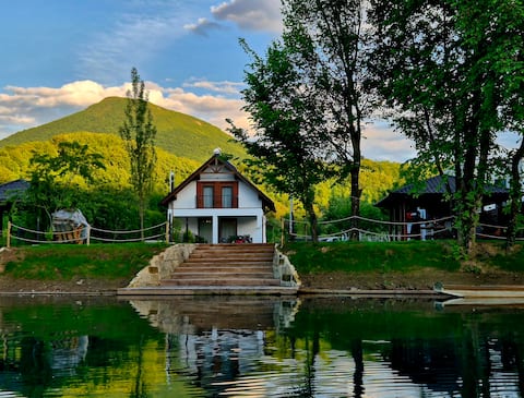 River home - Villa Sara