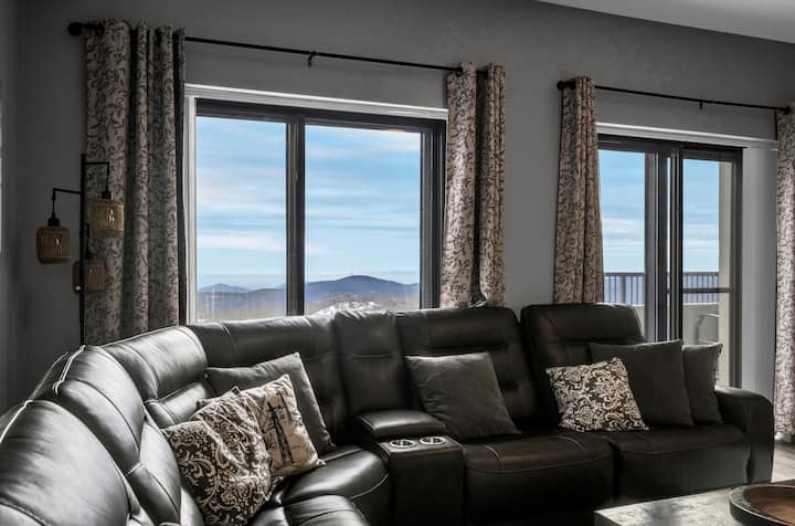 Grandfather Mtn.~ 10th Floor Penthouse~ski Resort - Sugar Mountain, NC