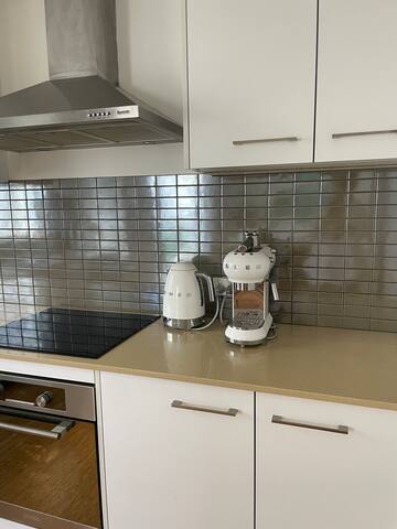 Your central home away from home gallery image 3