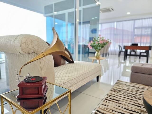W Comfy Home managed Airbnb listing 2