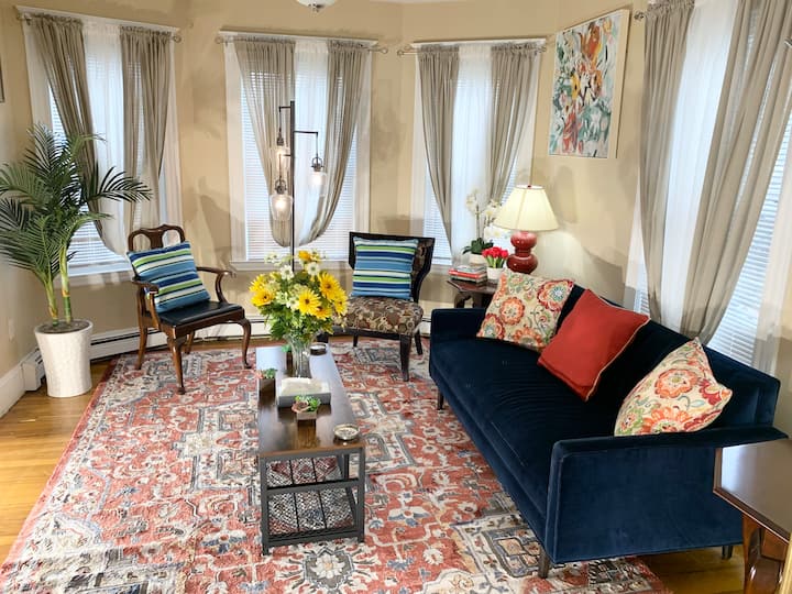 Boston| Free Parking | Walking Distance To Transit - Quincy, MA