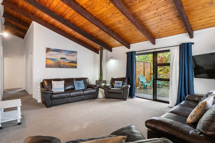 Hosts On The Coast - Tobie's Cabana - Whangamatā