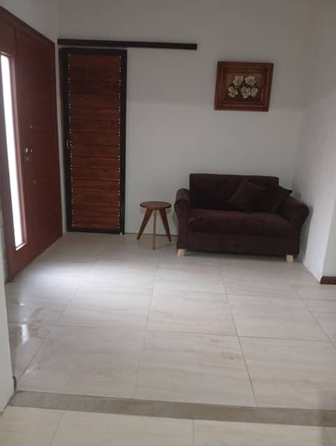 Airbnb con mejor rendimiento: Rest near the sea at El Yugo. en Buenos Aires