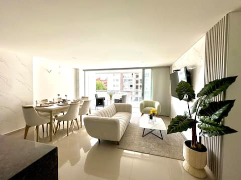 New luxury, Hot water, A/C, 3BR, Pool+Gym.