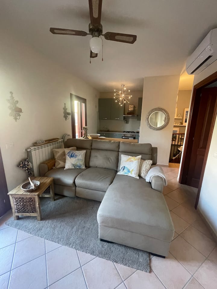 Bezaubernde Ferienwohnung In Yachthafen-nähe - Olbia