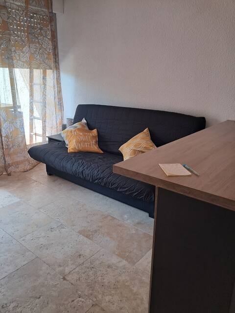 Top Airbnb: nice modern studio 4 people in La Ciotat