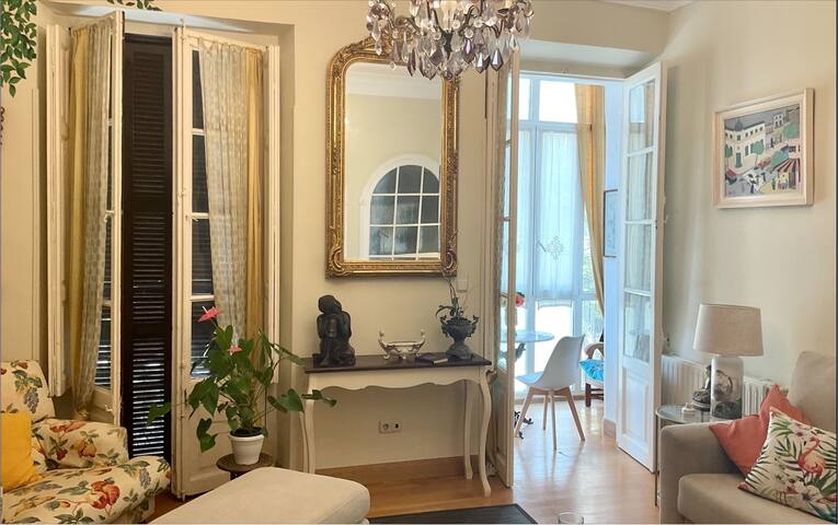 En el corazón de la ciudad a pasos de la playa gallery image 2