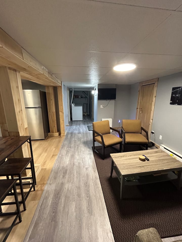 Spacious Apartment - Fredericton
